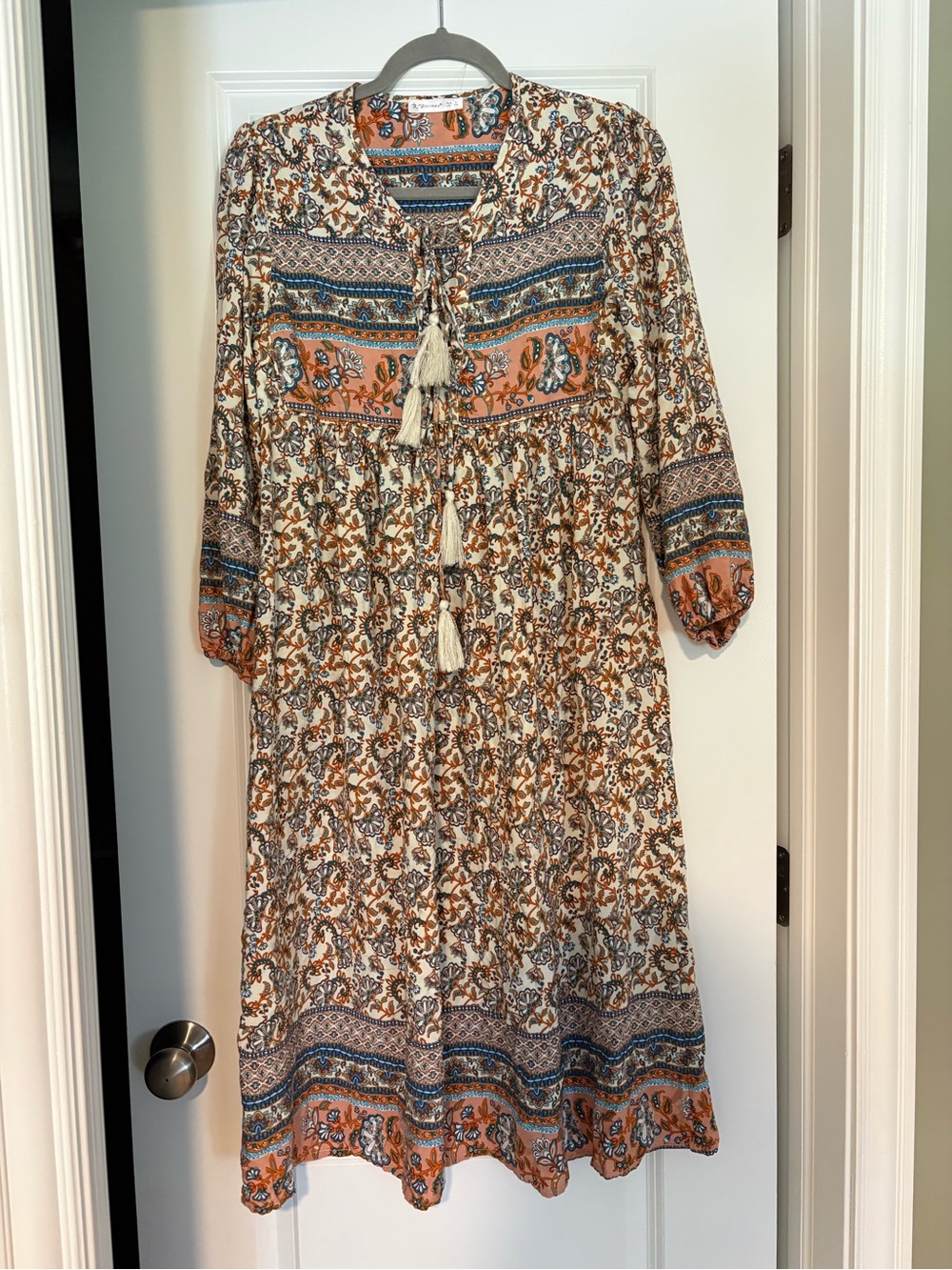 Boho Tassel-Front Long Sleeve Maxi Dress in Cream and Rust